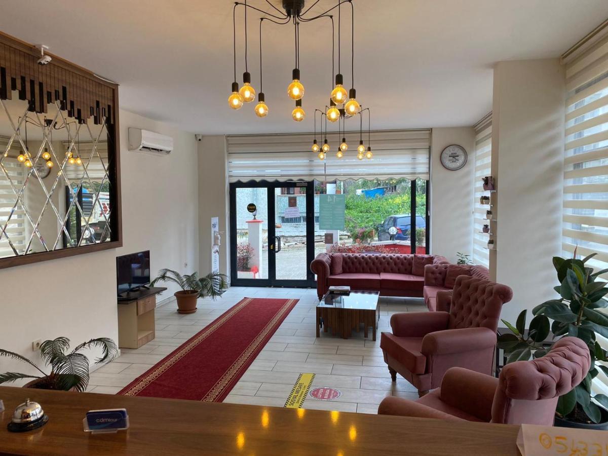Grand Pera Suite Pelitli  Luaran gambar